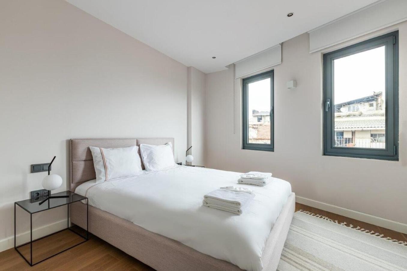 דירה Penthouse Duplex 4br25bath Terrace Views! #258