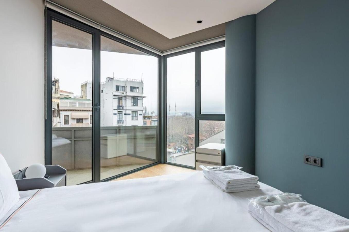 Penthouse Duplex 4br25bath Terrace Views! #258 דירה