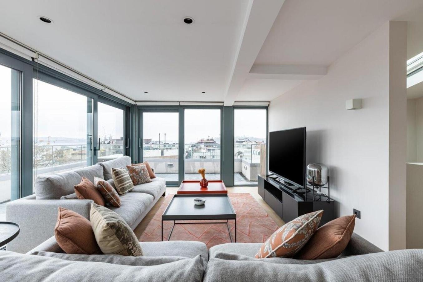 Penthouse Duplex 4br25bath Terrace Views! #258 Apartament *