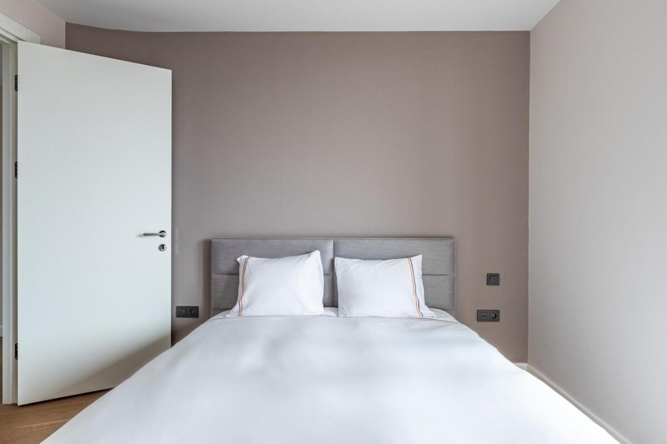 Penthouse Duplex 4br25bath Terrace Views! #258 Apartament