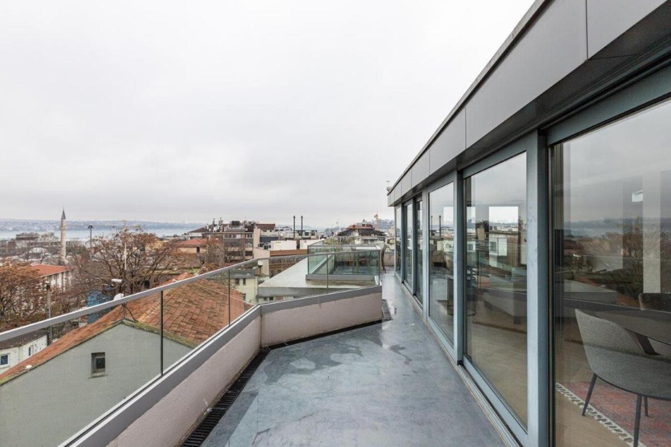 Penthouse Duplex 4br25bath Terrace Views! #258 דירה *